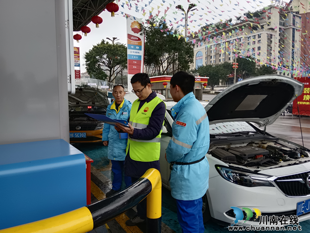 泸州市市场监管局党组成员、副局长徐林带队开展节前特种设备安全专项检查