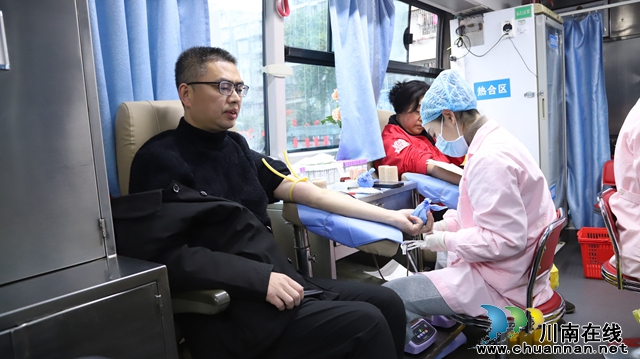 泸县云龙镇：献上一份特殊的红色“新年礼物”