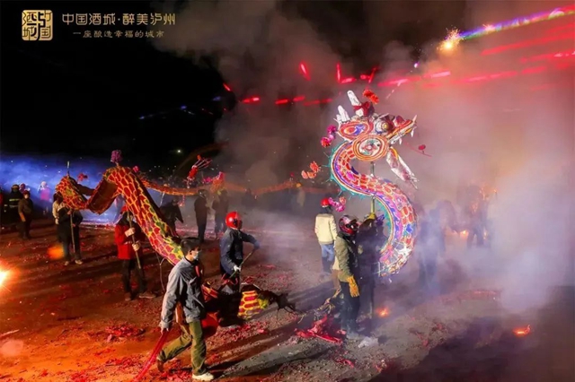 泸州：元宵游玩坐公交轻松出行！