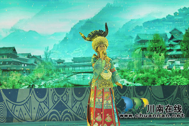 立花杆、祭先祖、赛民歌……古蔺大寨苗族同胞载歌载舞欢庆“踩山节”(图2) 微信图片_20240223190324.jpg