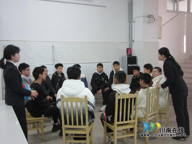 纳溪区检察院在护国中学开展2024年春期“开学第一课”活动