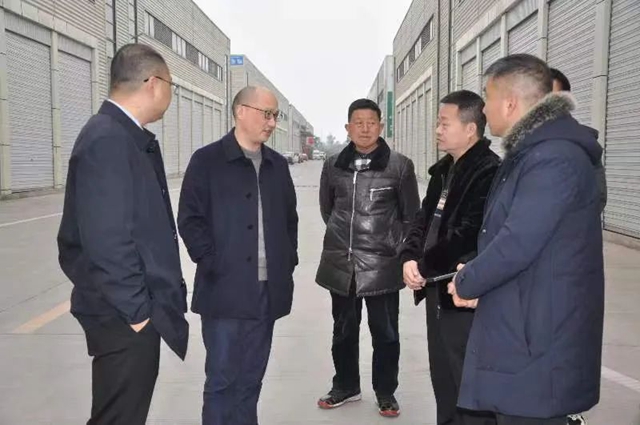 泸州市口岸物流办主任牟树军带队进行安全生产督查(图2) 军2.jpg