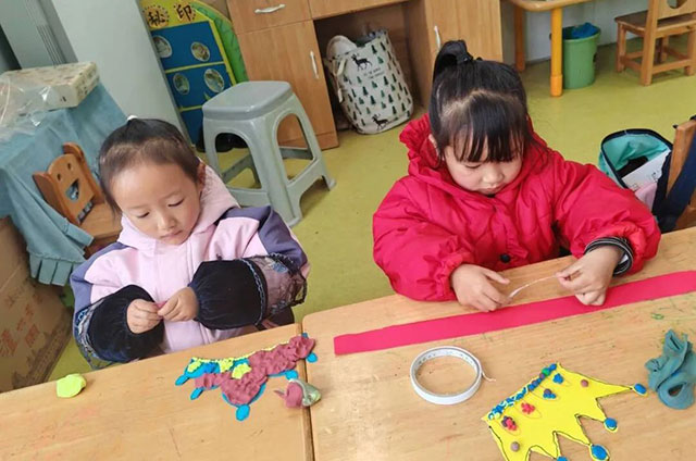 致敬了不起的她 | 泸州各校园这样送祝福(图19) 19.jpg