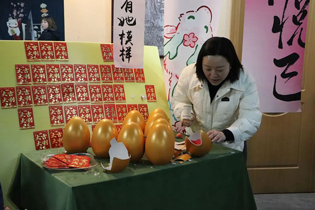 致敬了不起的她 | 泸州各校园这样送祝福(图51) 51.jpg