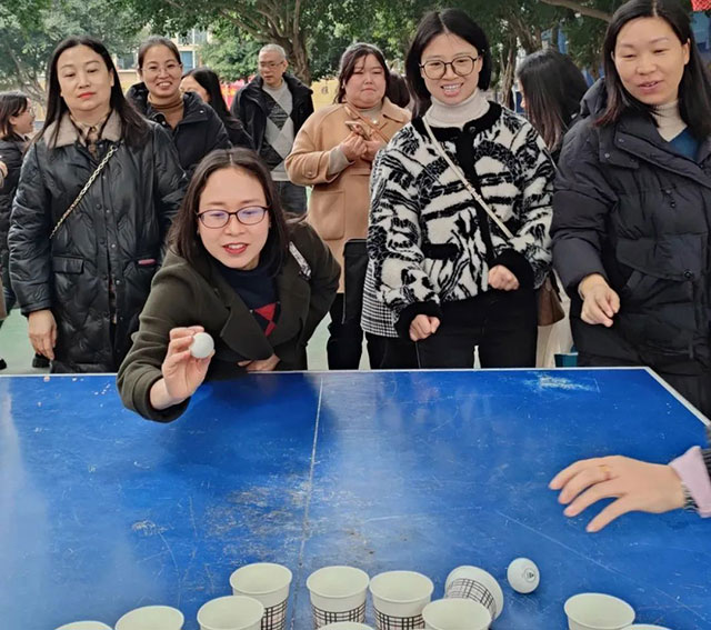 致敬了不起的她 | 泸州各校园这样送祝福(图52) 52.jpg