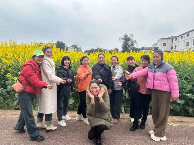 春日有约 共赴芳华!泸州公交集团“三八”妇女节活动温暖来袭(图8) 8.jpg