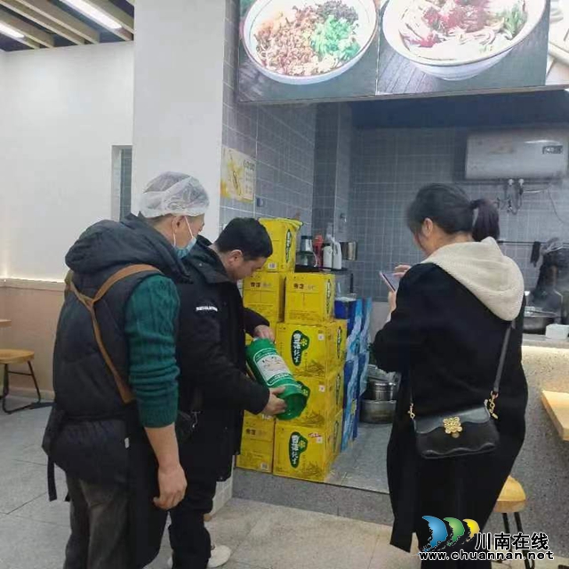 江阳区华阳街道对“九小场所”开展拉网式排查消防安全隐患工作