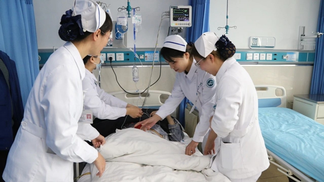 零距离直击西南医大中医院肛肠科一线……(图4) 微信图片_20240315091443.jpg