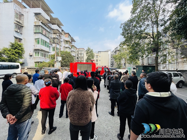 泸县玉蟾街道：消防在我心 安全伴我行