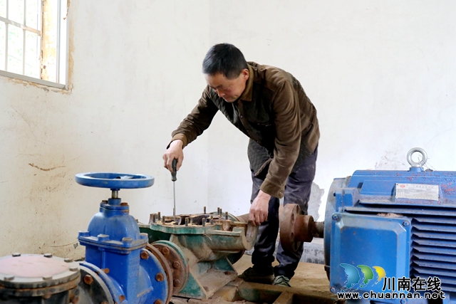 龙马潭：织密织好“灌溉网” 让春耕生产用水无忧  