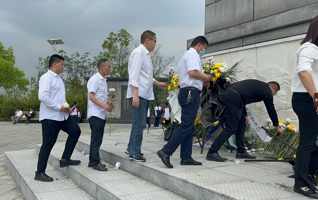 泸州福欣医院党支部组织开展“铭记革命历史 赓续红色血脉”主题党日活动!(图3) 3.png