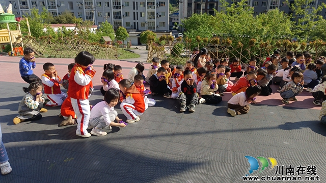 正东镇中心幼儿园开展消防应急疏散演练(图2) IMG_20240408_092538.jpg