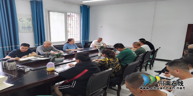 泸州市民政事务服务中心开展救助政策专题培训