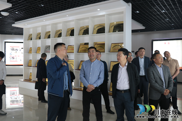 自贡职业技术学院到四川三河职业学院考察交流