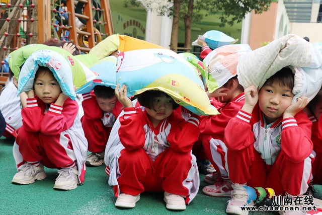 防震减灾，安全‘童’行 | 叙永南城幼儿园开展防震减灾应急疏散演练