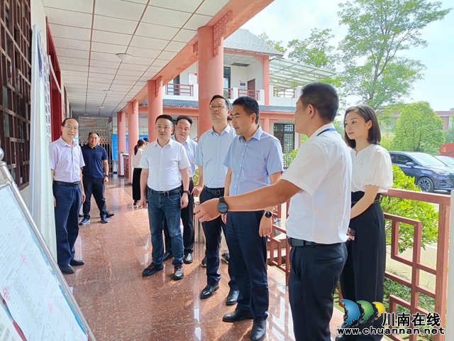 四川省人社厅调研指导泸县农民工工作