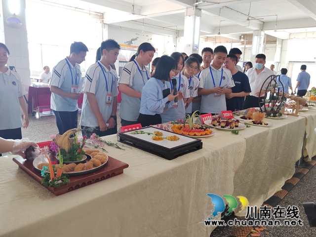 厨王争霸，竞秀绝活｜泸县一中举办首届营养美食厨艺大赛