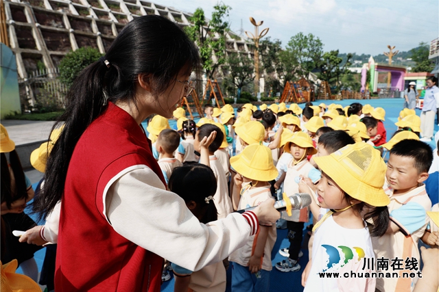 叙永云湖幼儿园开展“我是河小青，保护母亲河”主题活动