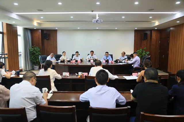 “一切服务于企业的发展，一切服务于项目的落地”┃泸州高新区召开重点产业生态链工作推进会