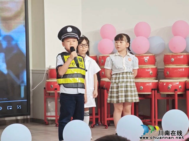 童心筑梦 扬帆启航丨泸县惠济路幼儿园举行大班毕业典礼活动