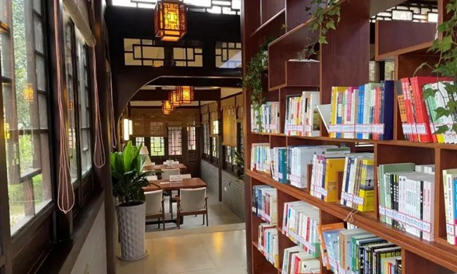 这个暑假,坐公交去尽情阅读吧|图书馆出行攻略请查收(图5) 微信图片_20240705114348.jpg