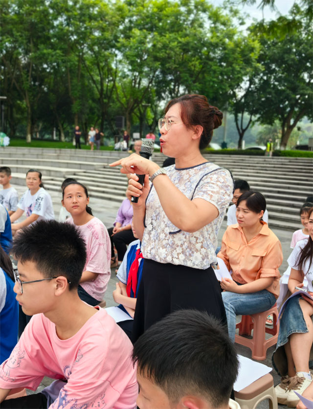 这么神奇吗?| “泸”老师又开讲啦!街头公开课带你发现生活中的“物理”现象(图9) 8.jpg