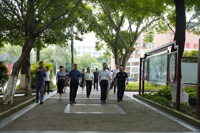 泸州市人大调研组到泸县建校调研新时代高技能人才队伍建设情况