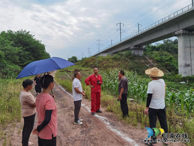 民心守护｜龙马潭区鱼塘街道民权社区：助力渝昆线 办好民生事