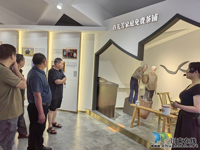 泸县玉蟾街道开展“八一”建军97周年期间拥军优属拥政爱民庆祝活动