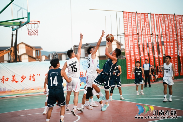 泸县玉蟾街道2024年第一届“和美乡村”篮球赛（村BA）圆满结束