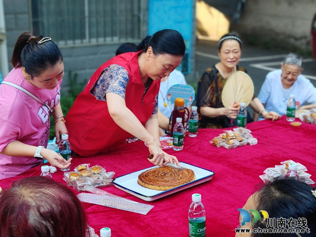 龙马潭区小市街道下大街社区： 我们的节日·中秋“欢度佳节 情满社区”坝坝会主题活动
