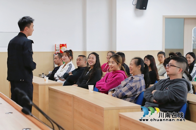 叙永东城幼儿园分园（阳光幼儿园）开展“大手牵小手  消防携童行”亲子消防演练活动