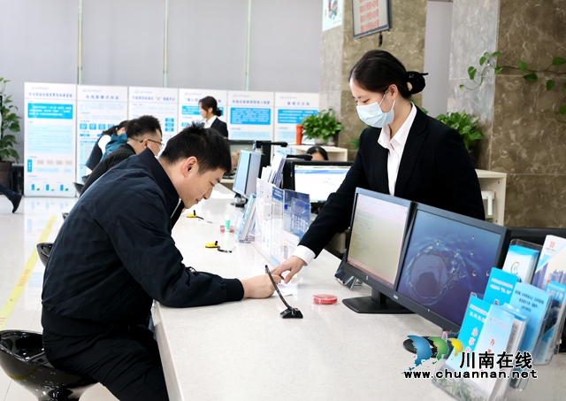 龙马潭：建筑工程施工许可“一件事”集成式审批 打造优质营商环境