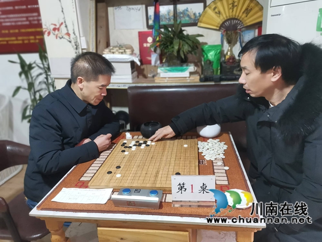 围棋比赛中4.jpg