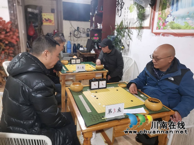 围棋比赛中1.jpg