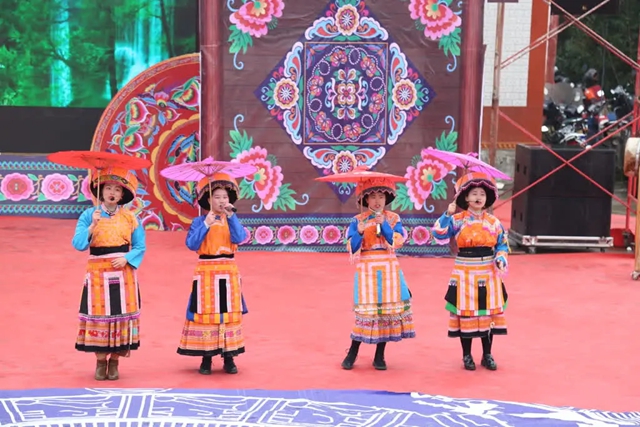 等了365天!泸州神秘的苗族盛会已经开启(图9) 9.jpg