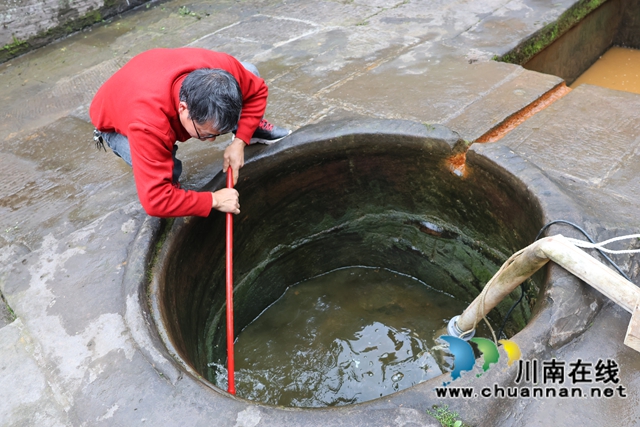 泸县立石镇：共建清新环境 共护历史容颜