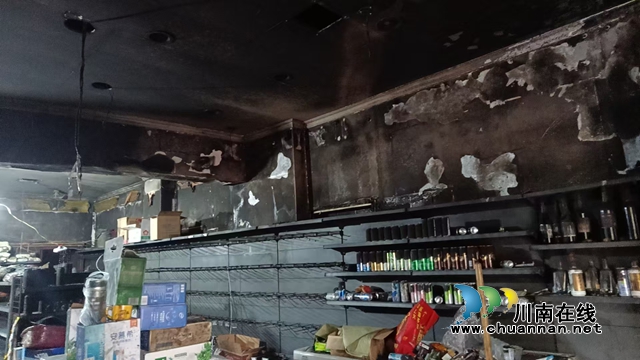 李小琴便利店火灾后的样子。.jpg