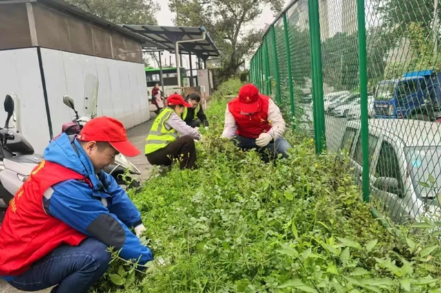 雷锋精神 公交同行︱泸州公交集团“3·5”学雷锋志愿文明服务行动进行时(图8) 8.jpg