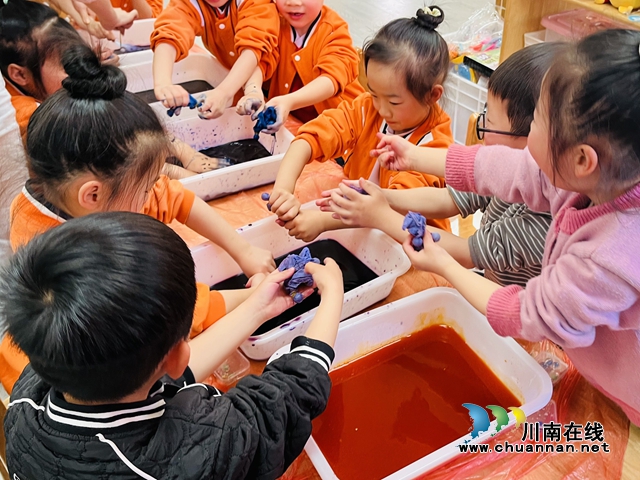 巧手扎锦绣，布里生繁花｜泸县惠济路幼儿园开展趣味扎染活动
