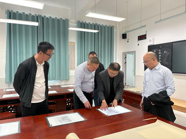 情系援藏教师 慰问温暖人心┃泸县四中前往乡城县高级中学看望慰问援藏教师(图2) 2.jpg