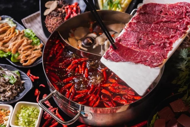 从一顿火锅开始，泸州大爷被反复折磨11年？