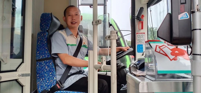 泸州公交集团驾驶员许开均获评2025年四川省“最美职工”(图4) 工4.jpg
