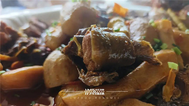 一红一白,煮透纳溪烟火人间(图2) 2.jpg