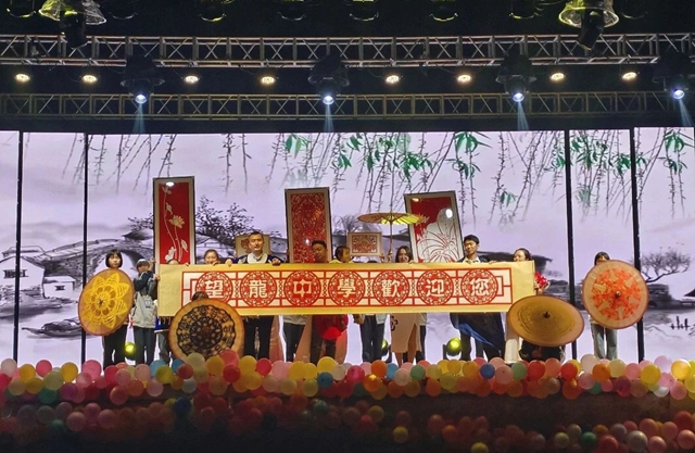 一校一景 | 这是个充满魅力的工作坊：指间“纸”蹁跹 剪出青春梦