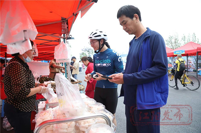 沱江畔的“速度与激情”:有人夺冠,有人玩嗨了!(图12) 0-(1).jpg