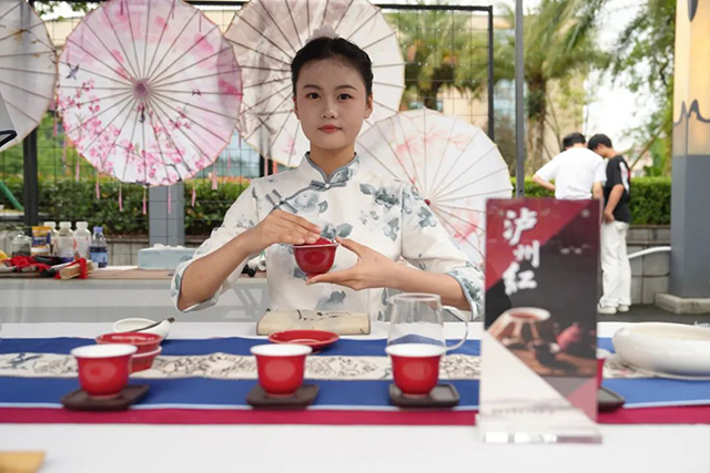 以文化浸润匠心 以素养点亮未来 | 2025年泸州市中等职业学校学生文明风采大赛(技能展示)在泸州市职业技术学校完美落幕(图18) 18.jpg