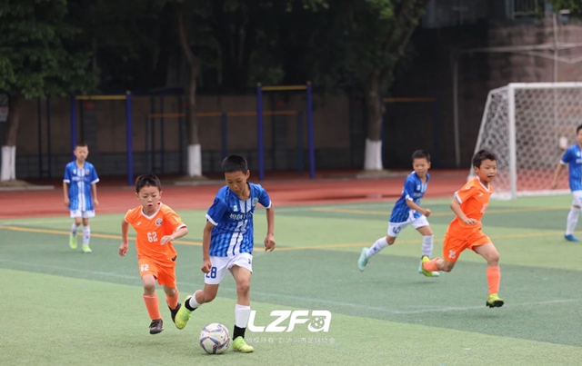 “奔跑吧·少年”“酒城麒麟杯”泸州市第三届青少年校园足球联赛圆满落幕