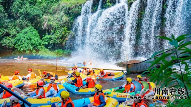 纳溪：黄龙湖景区“焕新”升级 为夏日戏水经济注入新动能