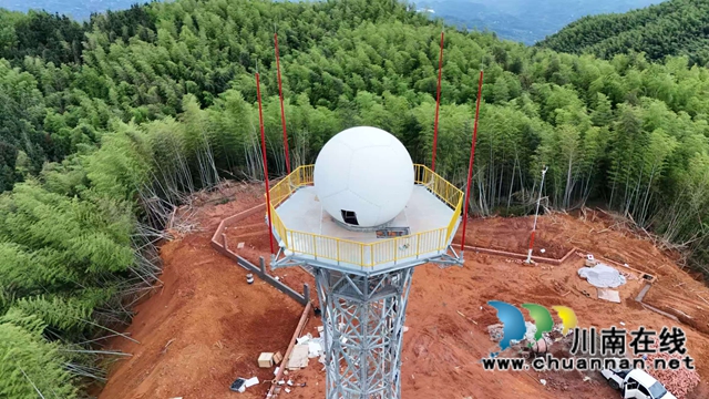 雷达吊装2.jpg
